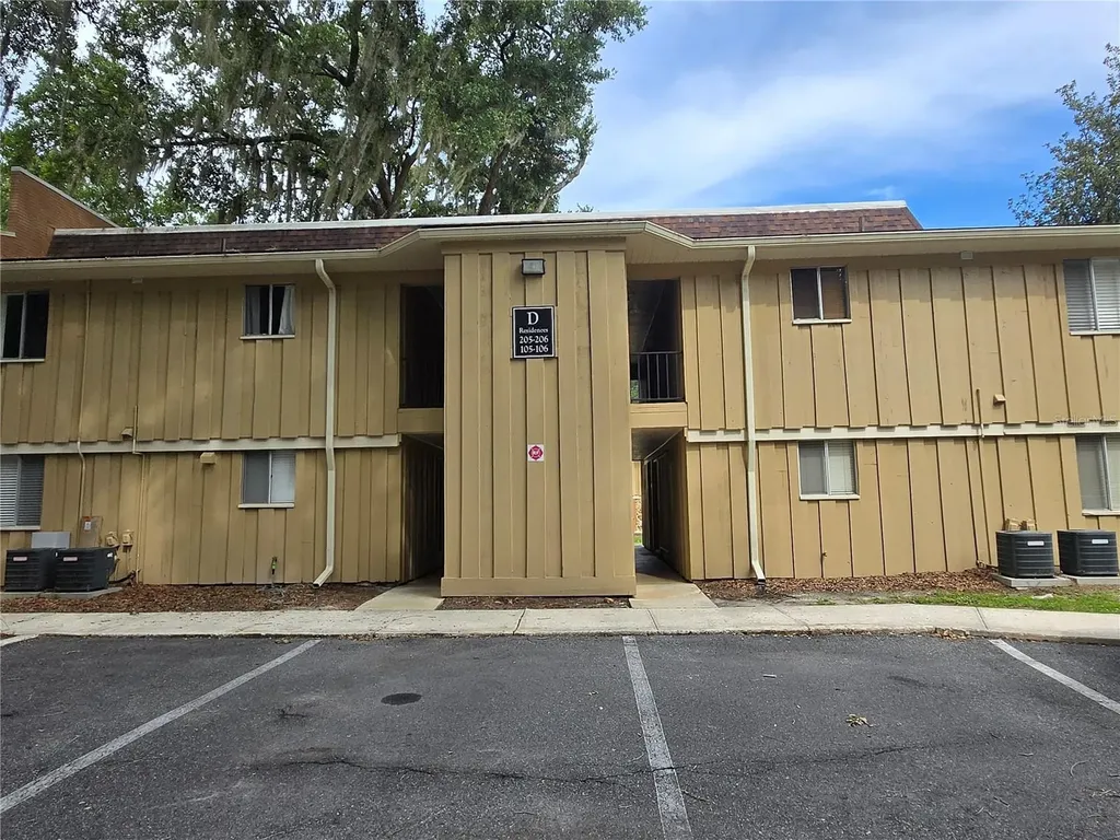 507 NW 39th Road Gainesville FL 32607