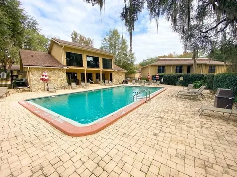 507 NW 39th Road Gainesville FL 32607