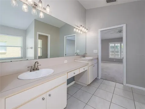 10333 Abbotsford Drive Tampa FL 33626