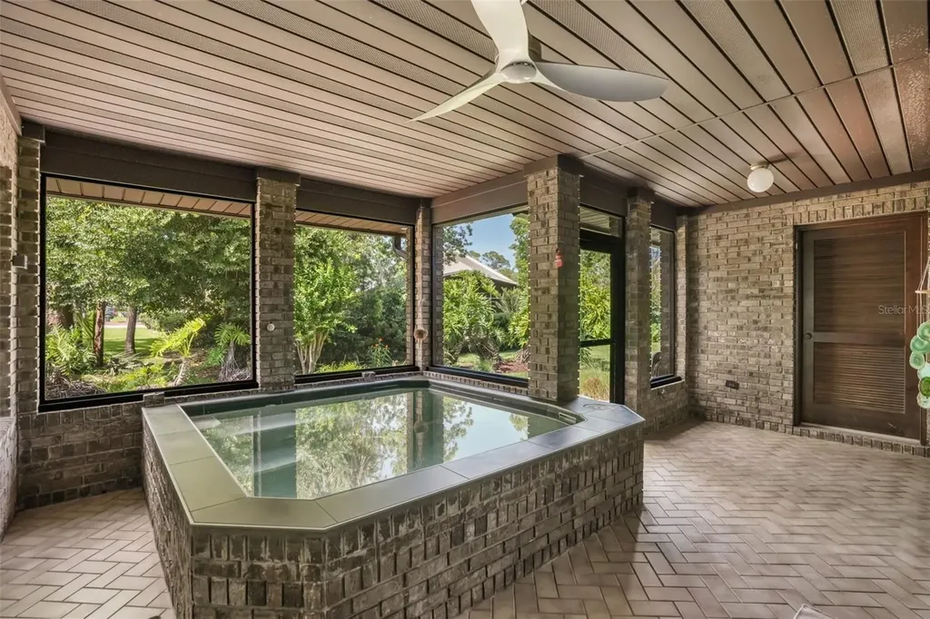 112 Peachtree Circle Daytona Beach FL 32114