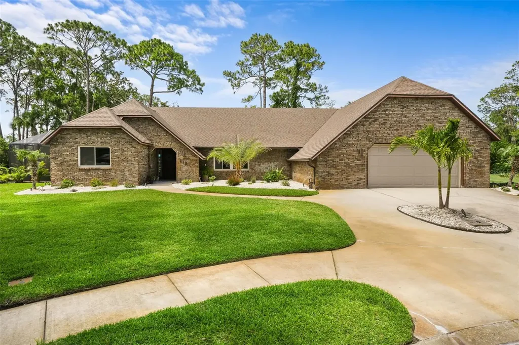 112 Peachtree Circle Daytona Beach FL 32114