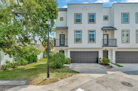 3213 Marcellus Circle Tampa FL 33609