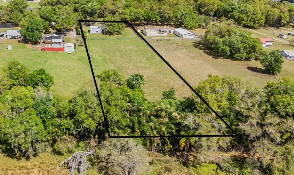 2101 Lanier Road Plant City FL 33565