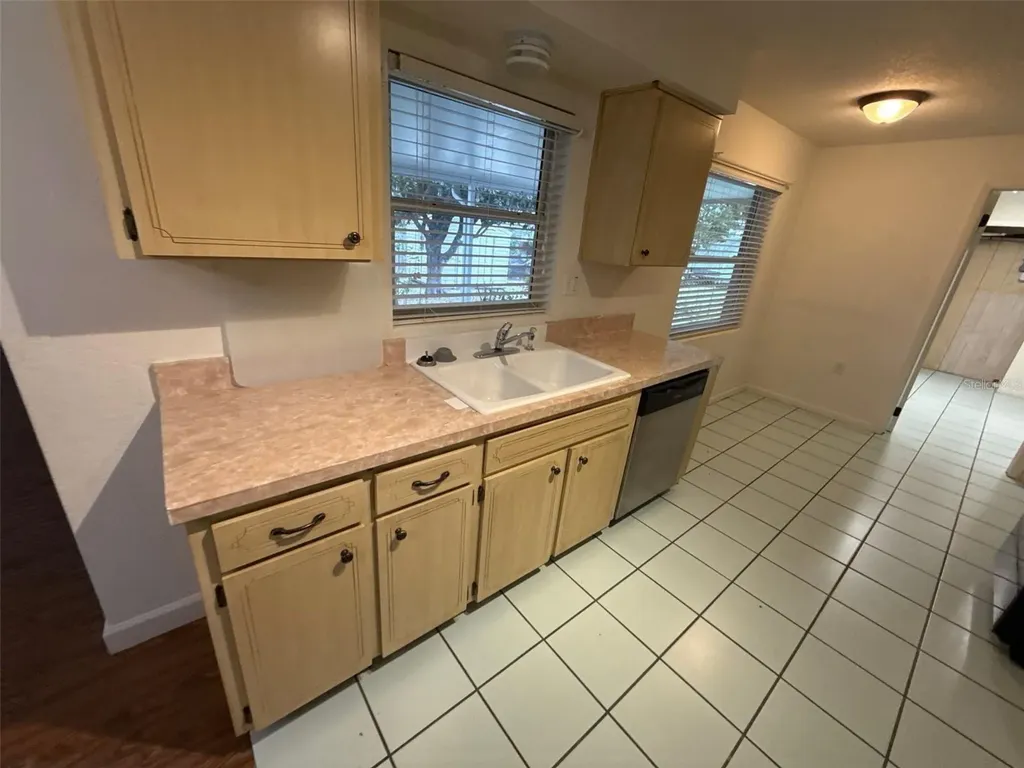 306 S Monroe Street Beverly Hills FL 34465