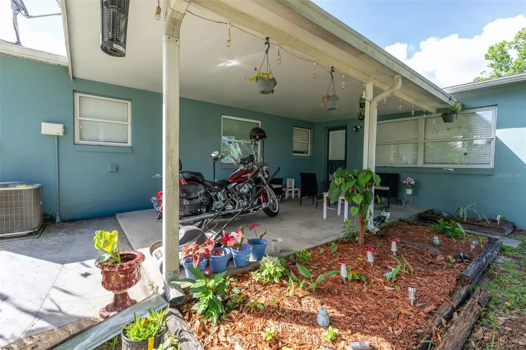 306 S Monroe Street Beverly Hills FL 34465