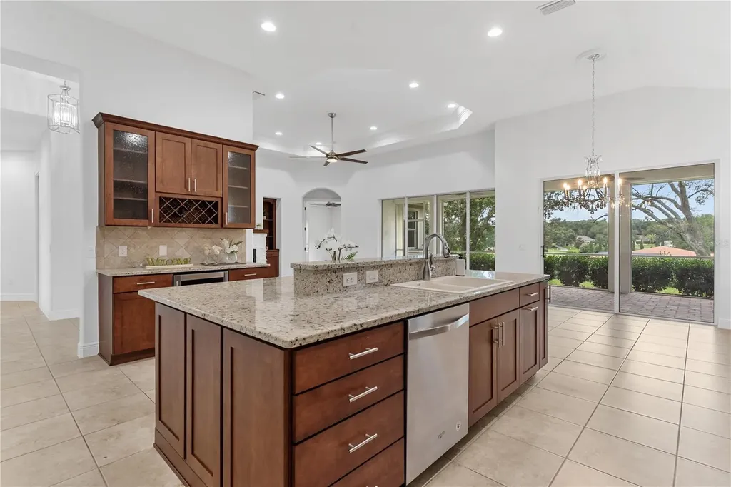 5312 Meadow Hill Loop Lady Lake FL 32159
