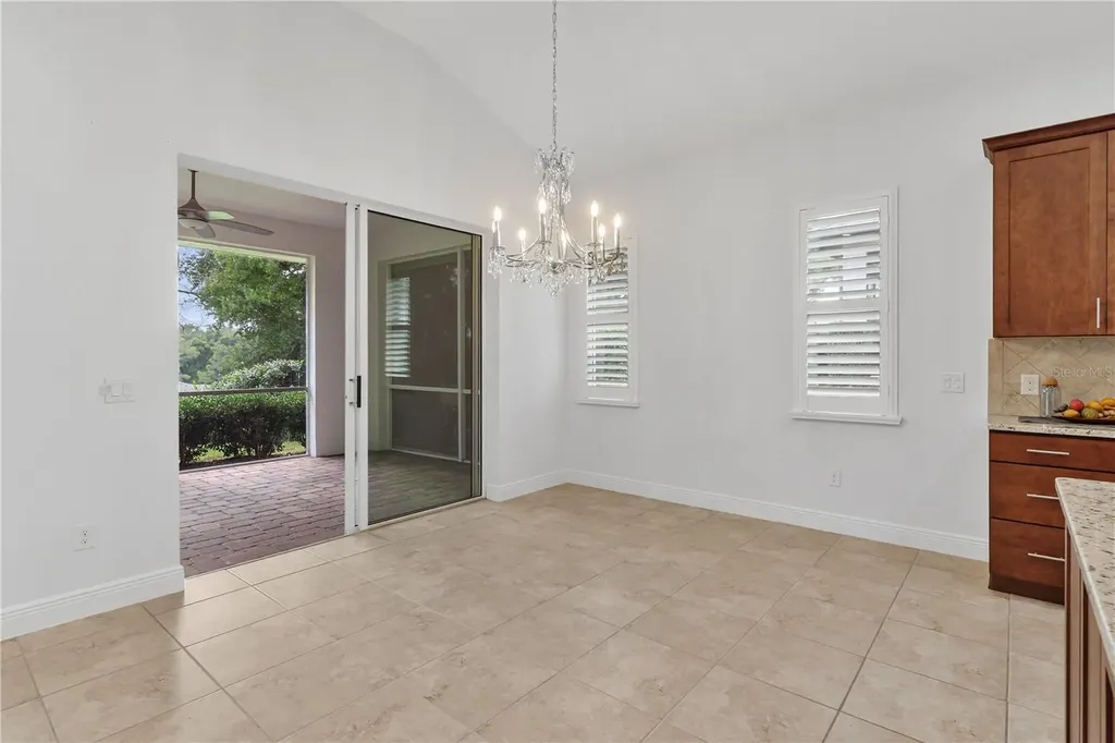 5312 Meadow Hill Loop Lady Lake FL 32159