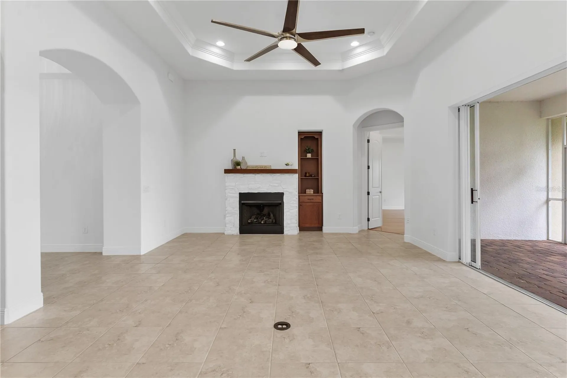 5312 Meadow Hill Loop Lady Lake FL 32159