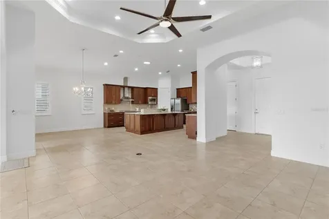5312 Meadow Hill Loop Lady Lake FL 32159