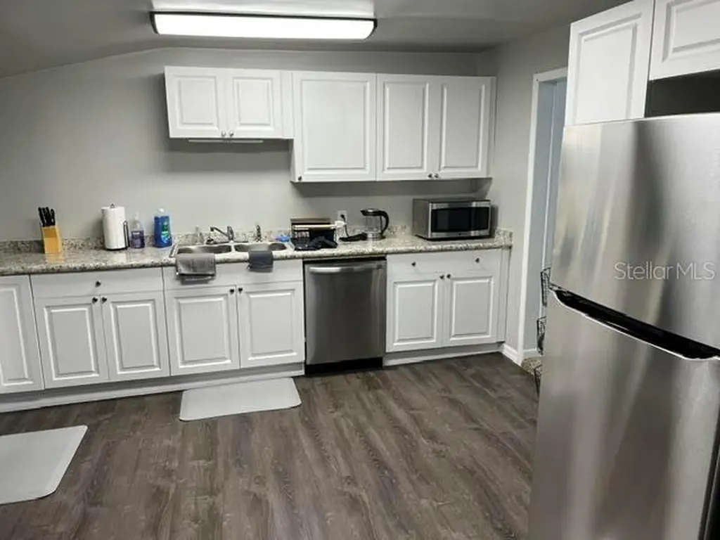325 S 2nd Street Leesburg FL 34748