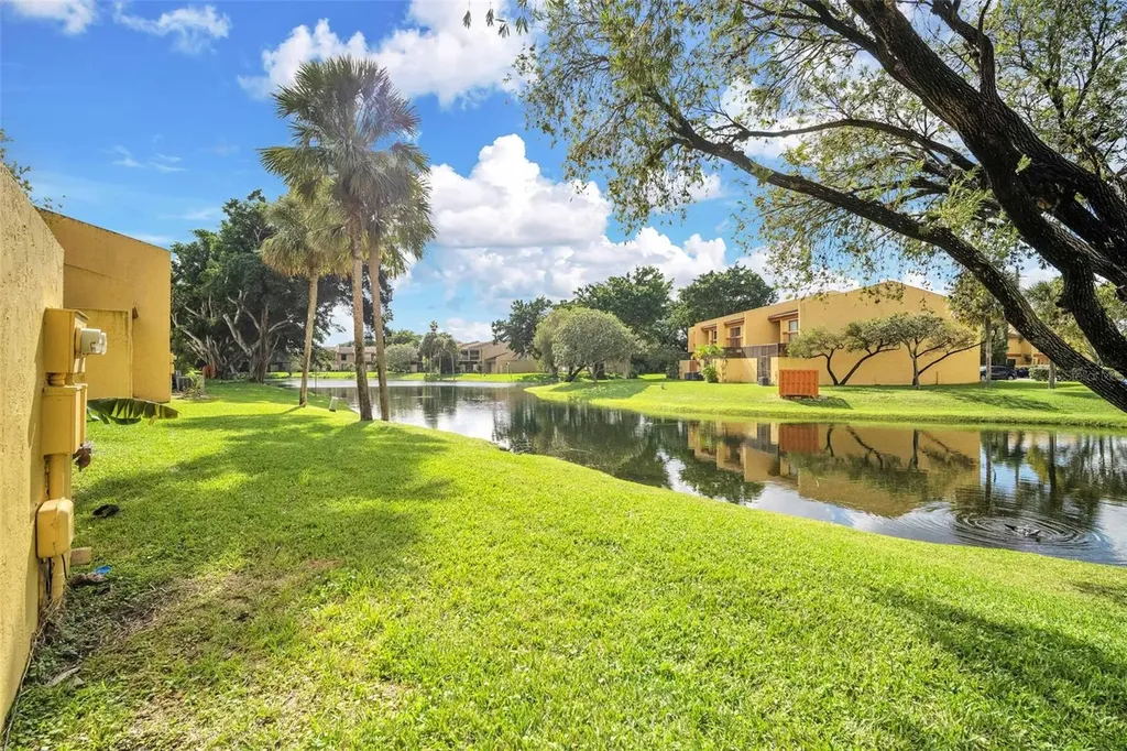1610 NW 93rd Avenue Hollywood FL 33024