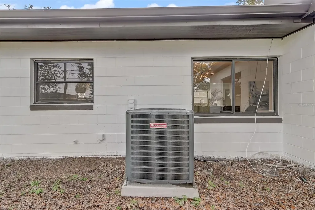 2707 Woodbridge Lane Orlando FL 32808