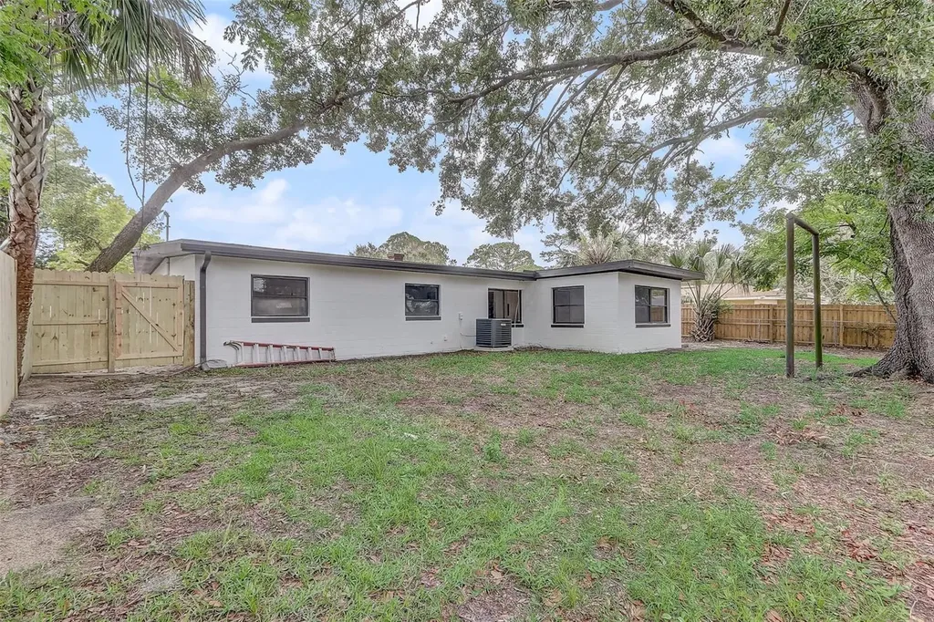 2707 Woodbridge Lane Orlando FL 32808
