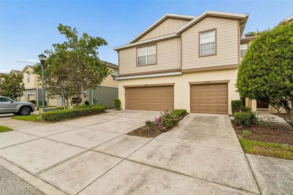 5017 White Sanderling Court Tampa FL 33619