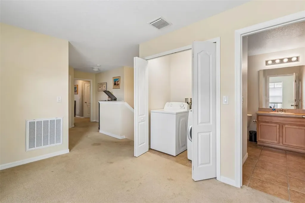 5017 White Sanderling Court Tampa FL 33619