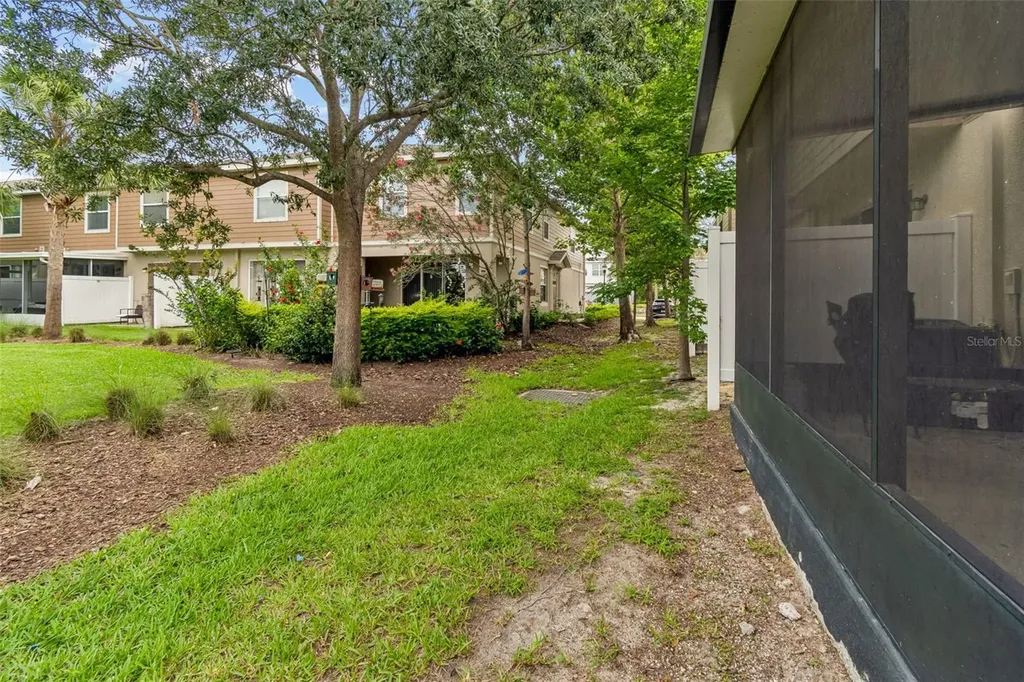 5017 White Sanderling Court Tampa FL 33619