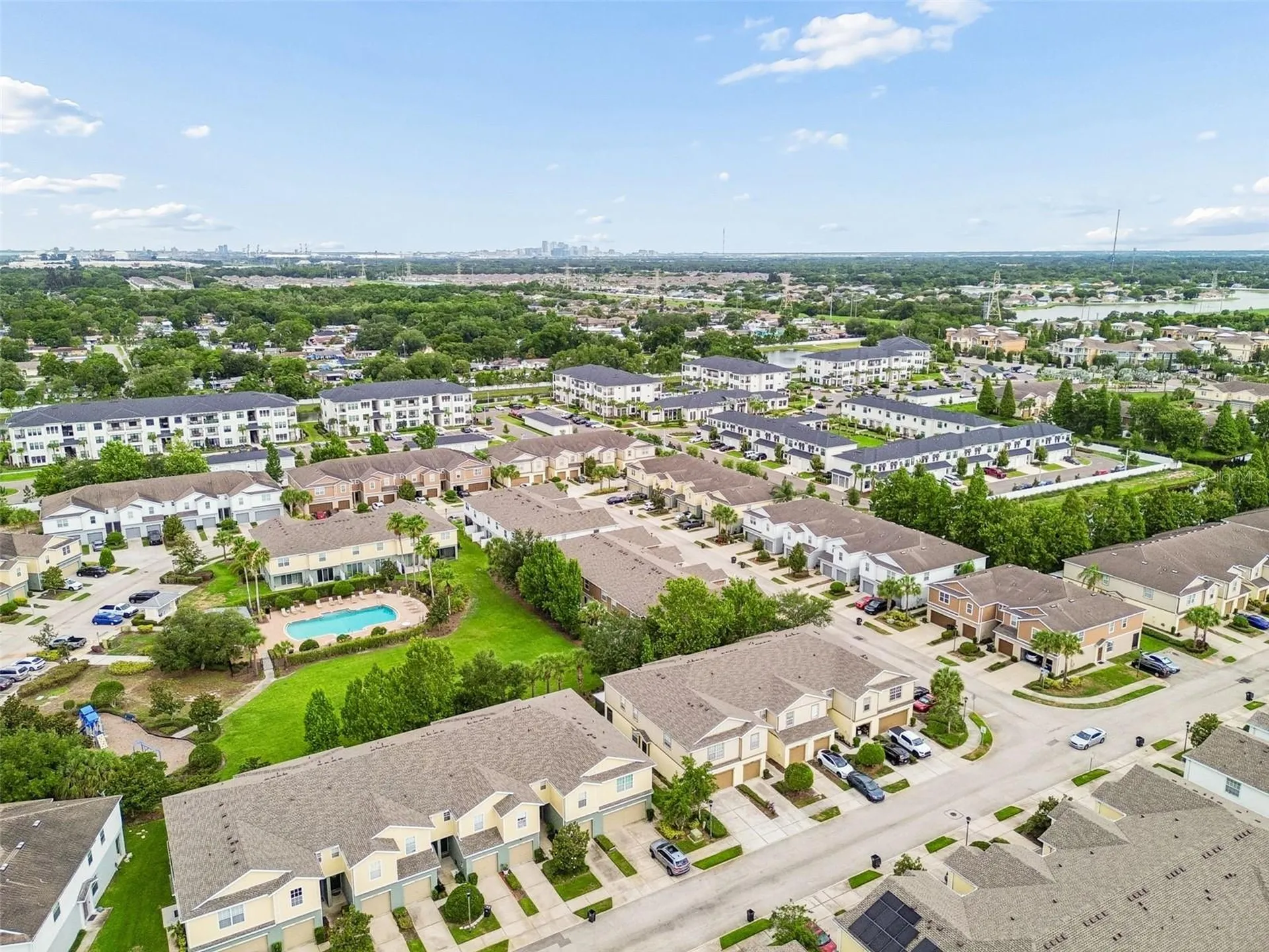 5017 White Sanderling Court Tampa FL 33619