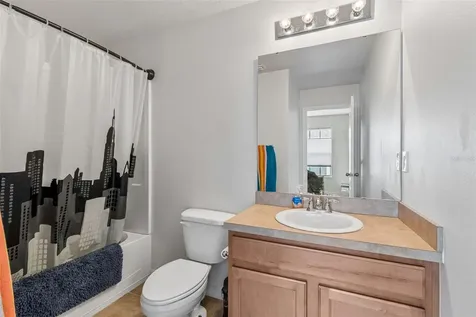 5017 White Sanderling Court Tampa FL 33619