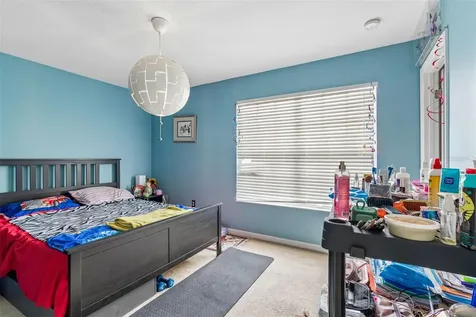 5017 White Sanderling Court Tampa FL 33619