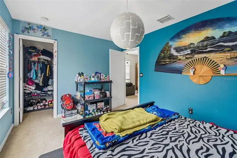 5017 White Sanderling Court Tampa FL 33619