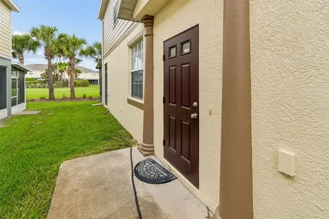 5017 White Sanderling Court Tampa FL 33619