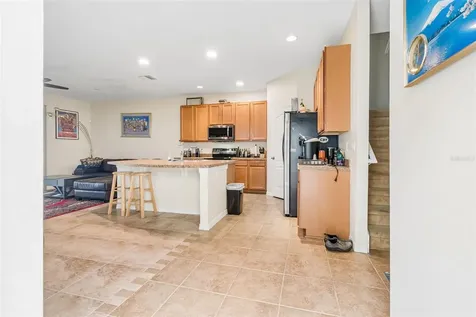 5017 White Sanderling Court Tampa FL 33619