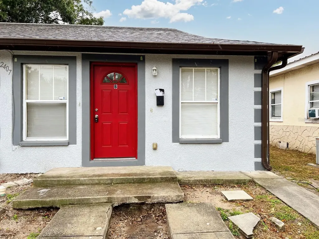 2407 E 17th Avenue Tampa FL 33605