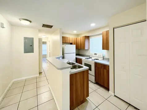 2407 E 17th Avenue Tampa FL 33605