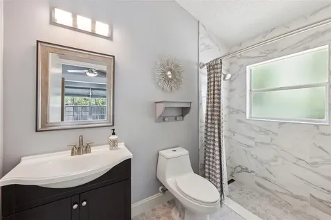 2000 Donegan Place Orlando FL 32826