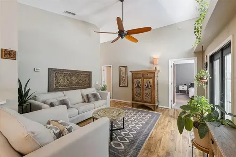 2000 Donegan Place Orlando FL 32826