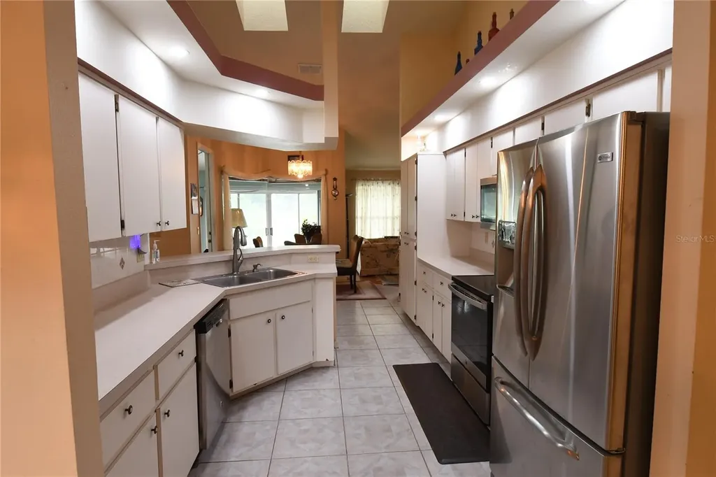 10027 SW 64th Court Ocala FL 34476