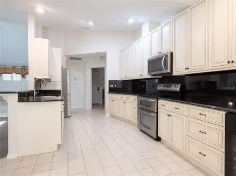 1543 Chaucer Court Deland FL 32724