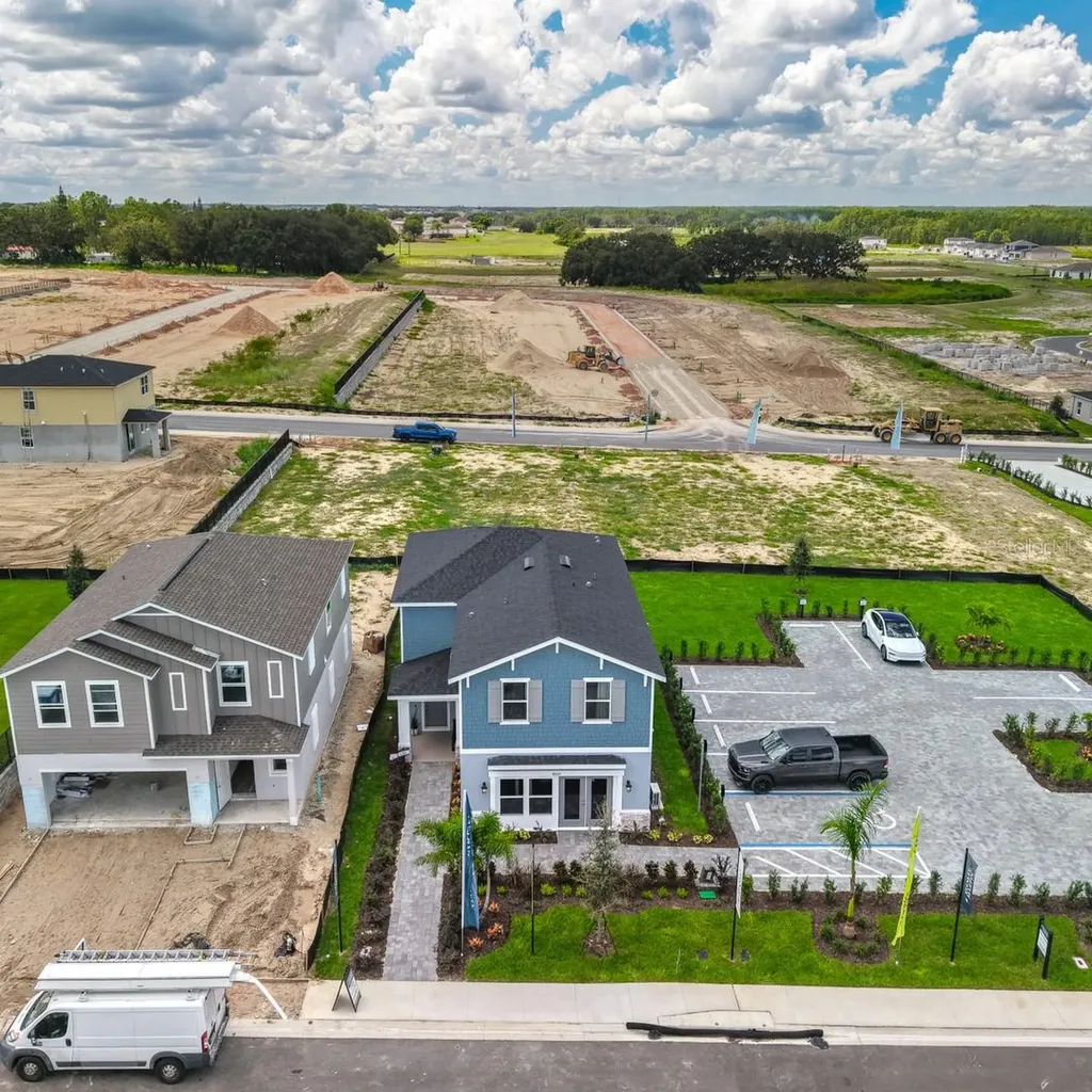 4462 River Beacon Boulevard Davenport FL 33837