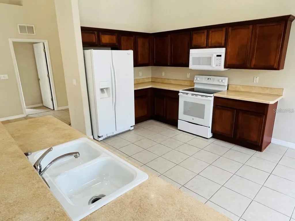 121 Raintree Circle Palm Coast FL 32164