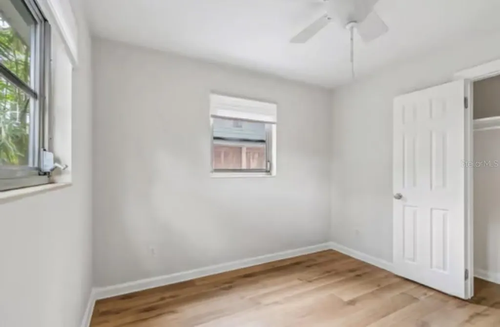 930 Montrose Boulevard N St Petersburg FL 33703