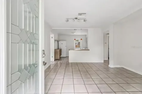 930 Montrose Boulevard N St Petersburg FL 33703