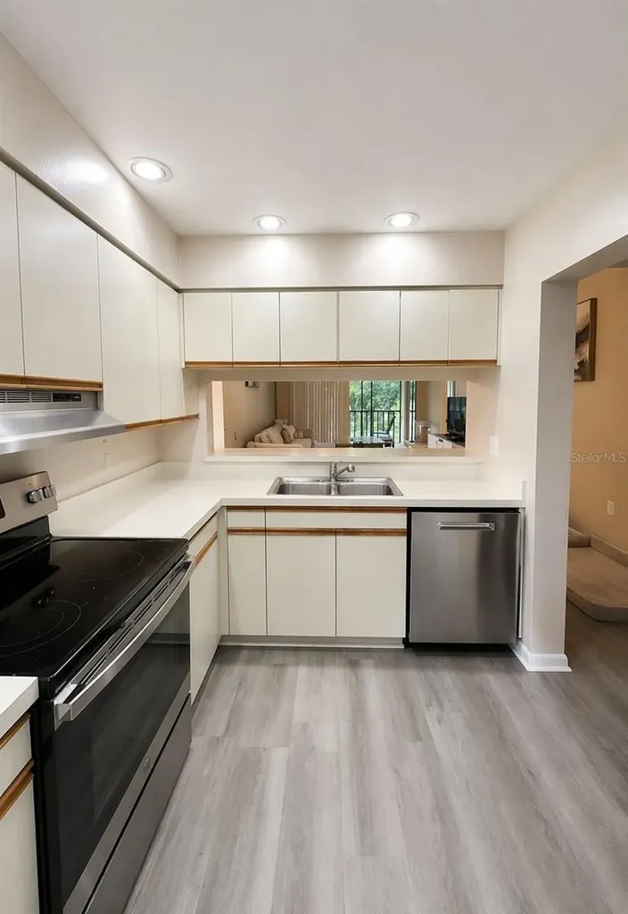 4821 Winslow Beacon Sarasota FL 34235