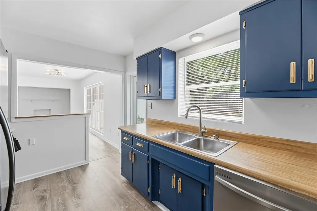 970 Gulf View Boulevard Dunedin FL 34698