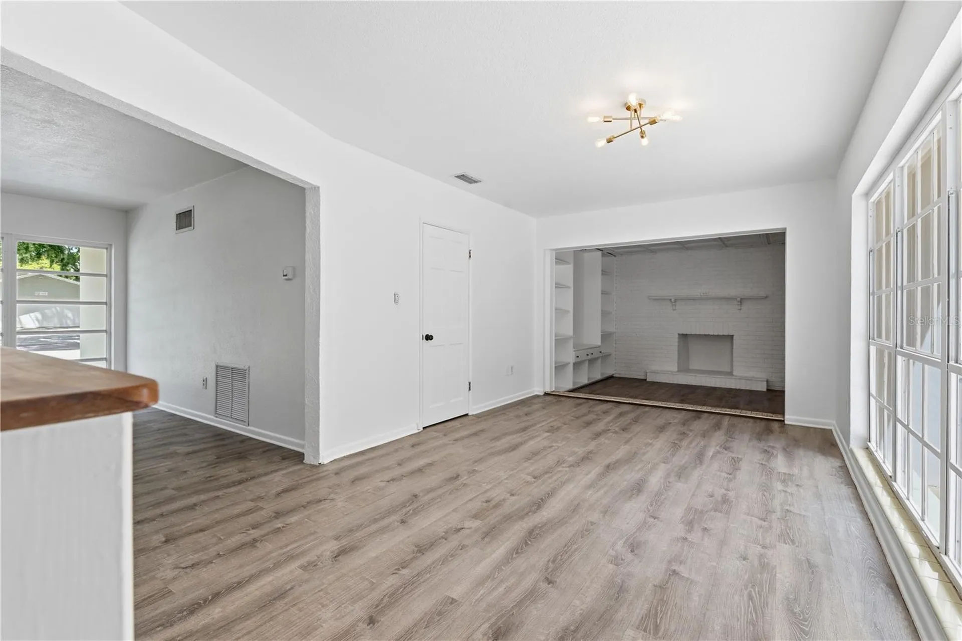 970 Gulf View Boulevard Dunedin FL 34698