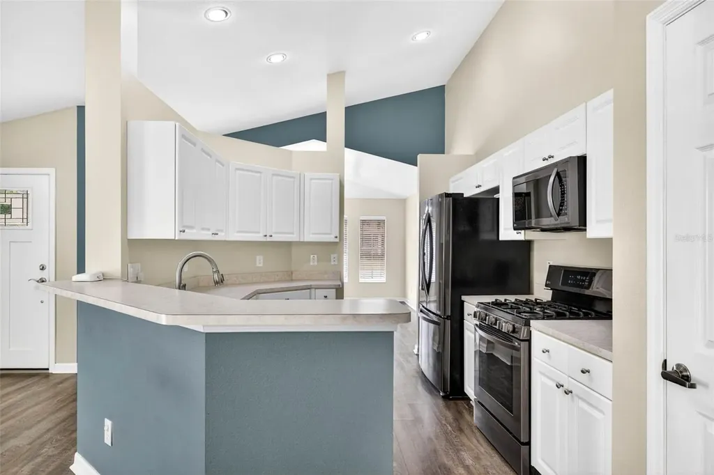 15826 Stags Leap Drive Lutz FL 33559