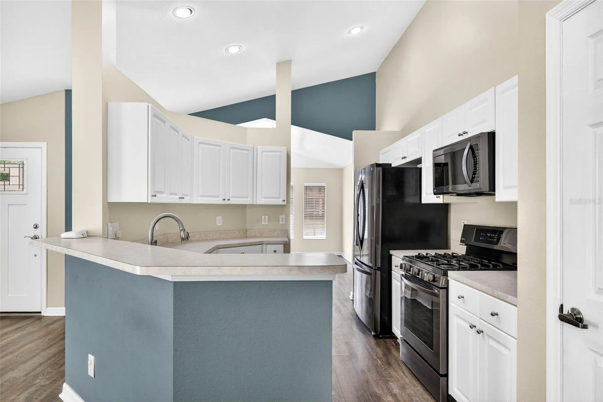 15826 Stags Leap Drive Lutz FL 33559