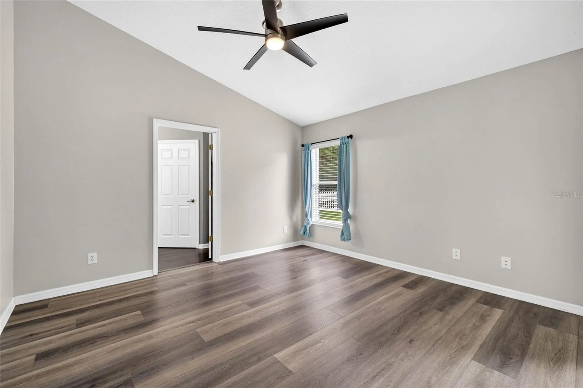 15826 Stags Leap Drive Lutz FL 33559