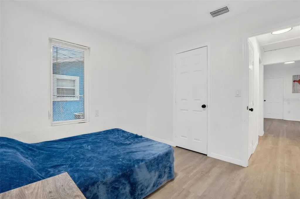 1717 18th Street S St Petersburg FL 33712
