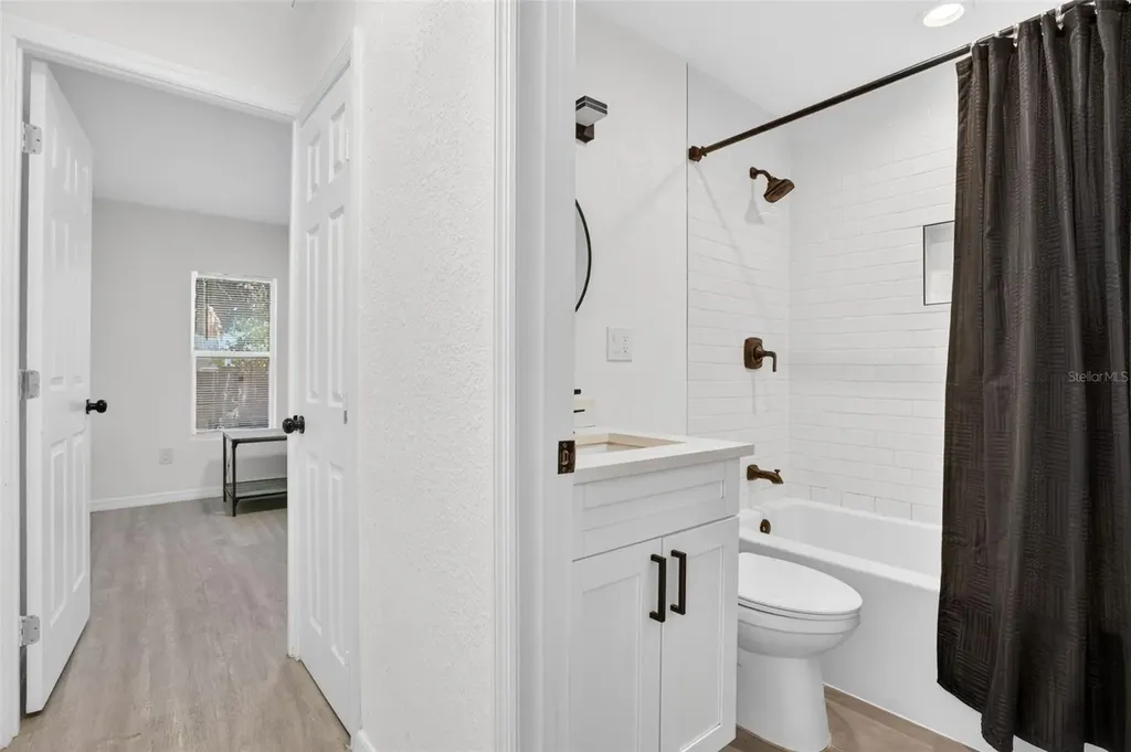 1717 18th Street S St Petersburg FL 33712