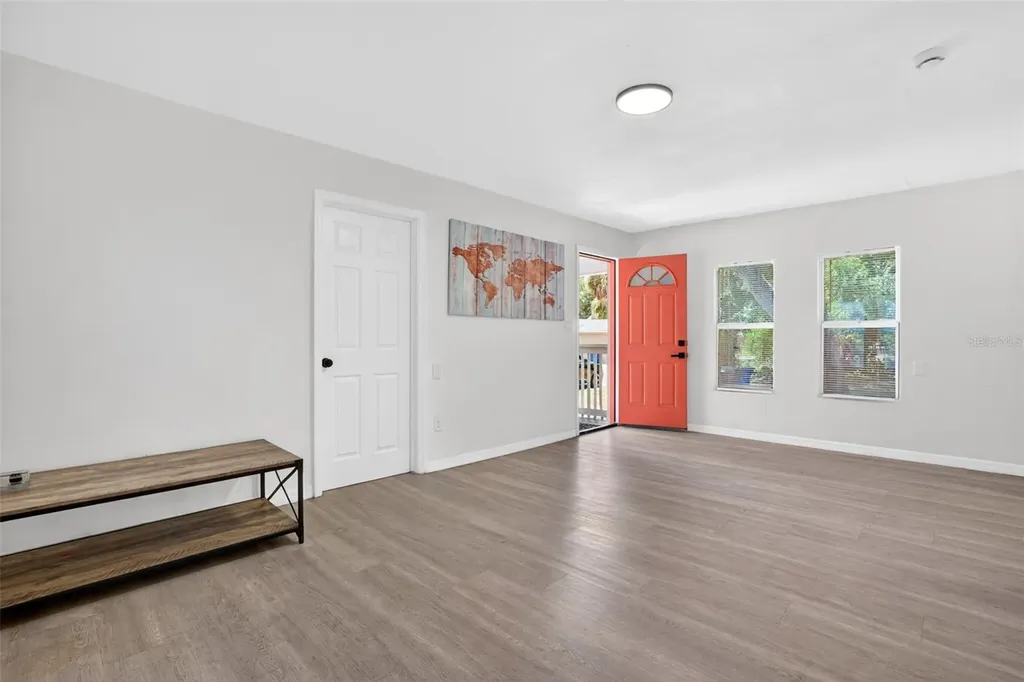 1717 18th Street S St Petersburg FL 33712
