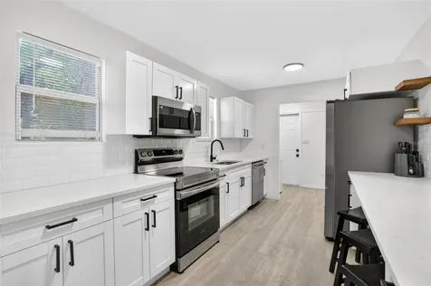 1717 18th Street S St Petersburg FL 33712