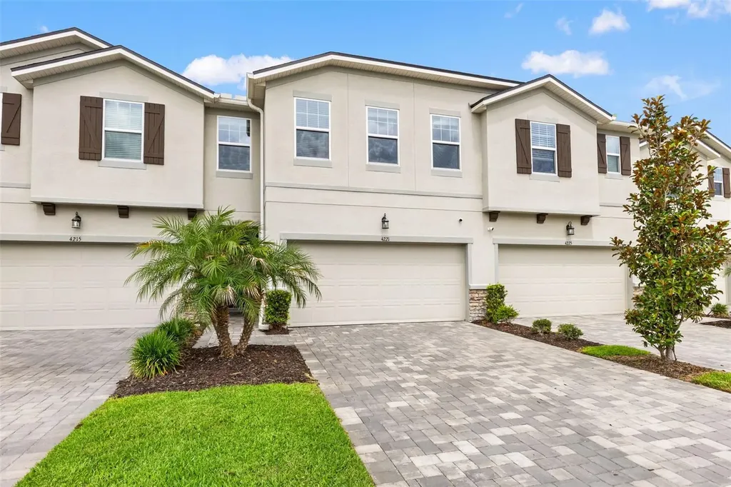 4221 Cloud Hopper Way Lutz FL 33559