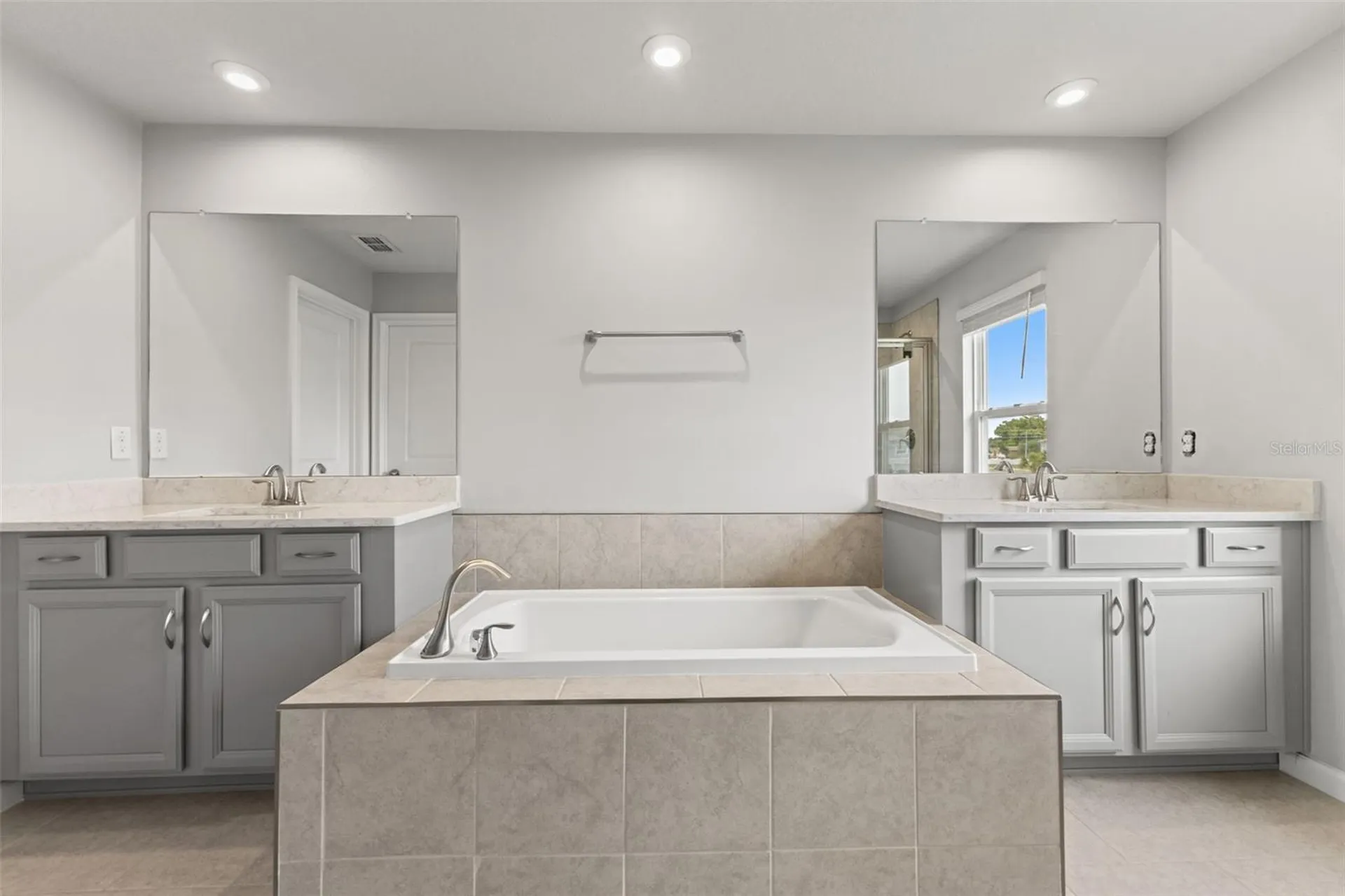4221 Cloud Hopper Way Lutz FL 33559