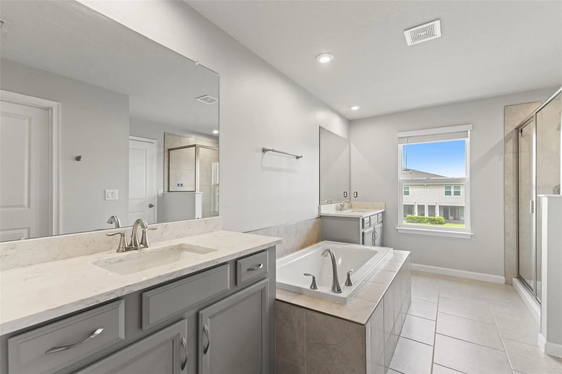 4221 Cloud Hopper Way Lutz FL 33559