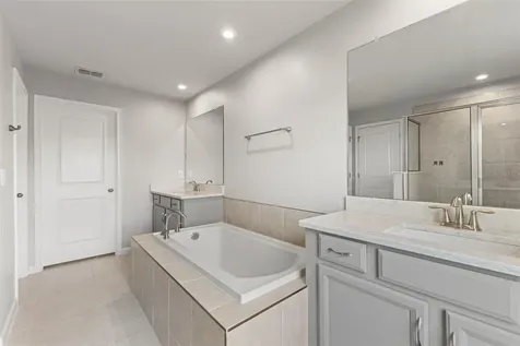 4221 Cloud Hopper Way Lutz FL 33559